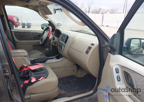 2006 Ford Escape Xlt/Xlt Sport z USA, uszkodzony, nr VIN 1FMYU03116KD03468